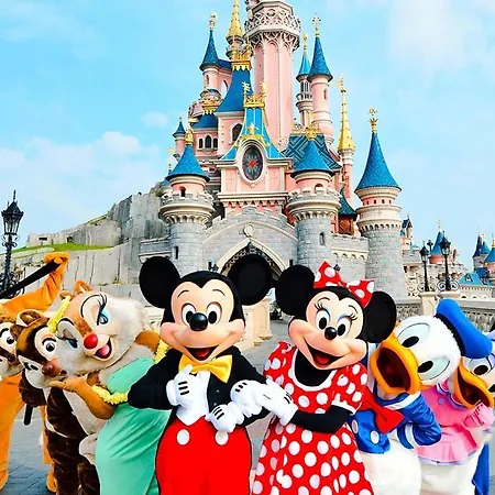 Maison Avec Jardin / Disney-jo